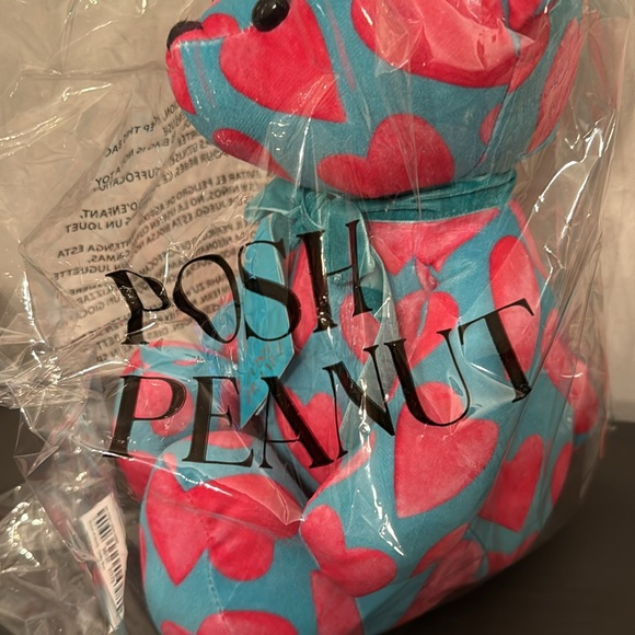 Posh Peanut Queen of Hearts Bear - Picture 2 of 3